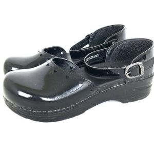 Dansko Black with hearts